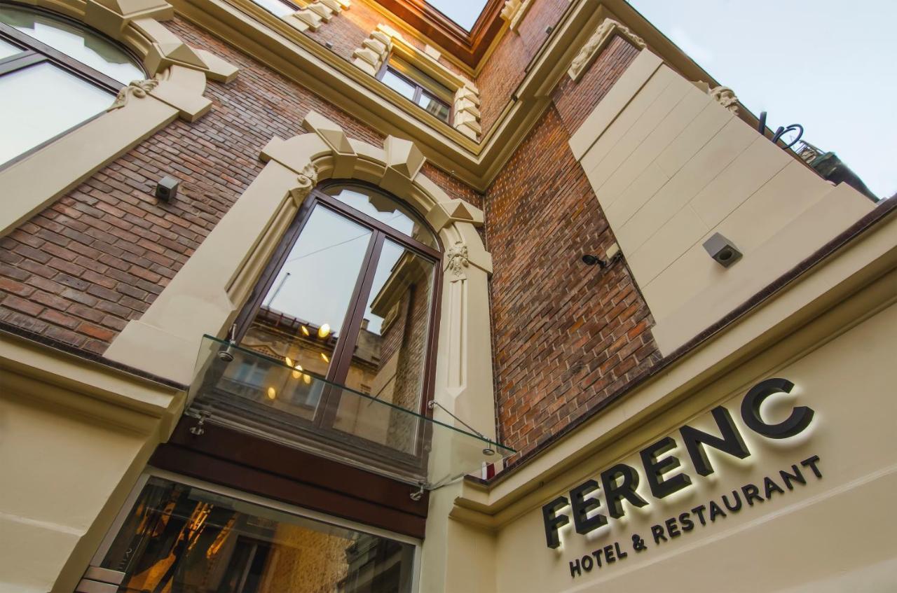 Ferenc Hotel & Restaurant Lviv Eksteriør bilde