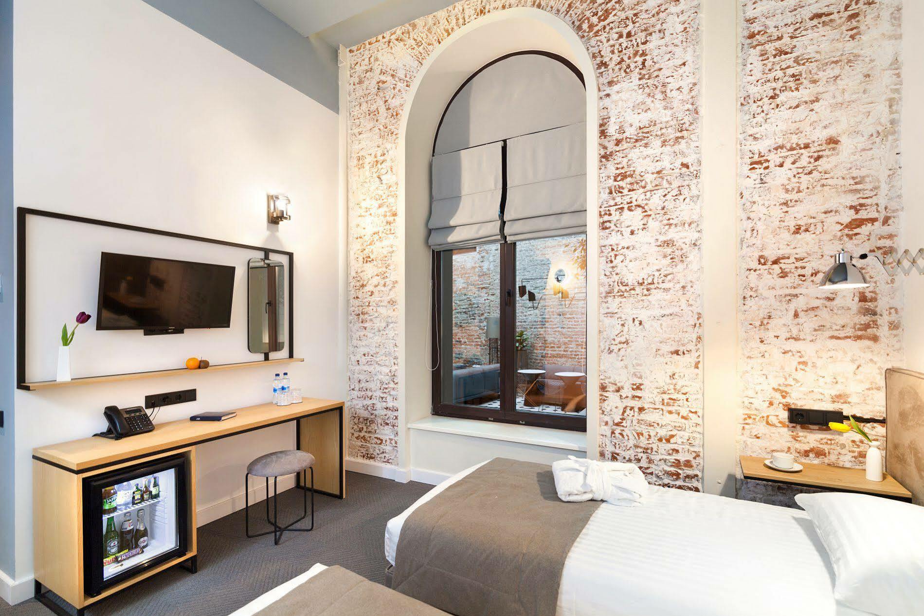 Ferenc Hotel & Restaurant Lviv Eksteriør bilde