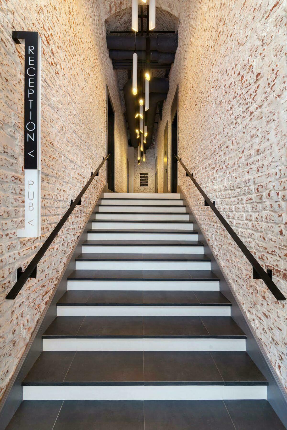 Ferenc Hotel & Restaurant Lviv Eksteriør bilde
